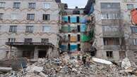 Часть жилого дома обрушилась в России (фото, видео)