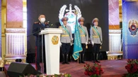 Тургумбаев вручил сертификаты первым выпускникам факультета №1 Алматинской академии МВД