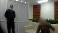Пьяный дебошир устроил дома скандал и бросался на полицейских в Арыси