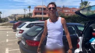 "Дети тоже голые": Панин сфотографировался в общественном месте без трусов