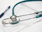 „Jak głupio nie umrzeć?” Pyta diagnosta i wskazuje badania, które trzeba robić regularnie