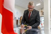 Wybory w Rzeszowie. Braun: „Bóg zapłać”, Warchoł: „Będę patrzył na ręce”