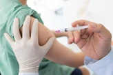 Skąd biorą się zakrzepy po szczepieniu? Polacy zbadali możliwe przyczyny
