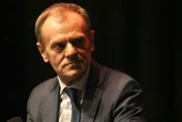 Donald Tusk o Smoleńsku: Piloci byli poddani presji. „Już nie będę delikatny wobec PiS i...