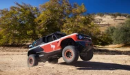 400-konne, ekstremalne Bronco. Desert Racer wystartuje w Baja 1000