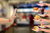 10 produktów, których lepiej unikać, by nie mieć raka jelita grubego