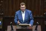 Poseł Lewicy ma żal do Niedzielskiego. Chodzi o zmarłego ojca