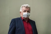 Piotr Ikonowicz zbiera pieniądze na „czynsz, utrzymanie i benzynę”