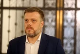 Echa zbiórki na laptopa dla 30-letniej aktywistki. Kąśliwy komentarz dziennikarki, błyskawiczna...