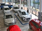 Zaskakująca sytuacja u dealerów. Choć ruch był mniejszy, to sprzedaż rosła