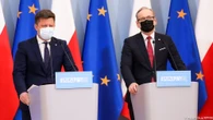 Koniec z maseczkami na świeżym powietrzu. Niedzielski o terminie