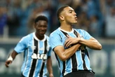 Com show de Carlos Vinícius, Grêmio derrota Juventude pelo Brasileirão