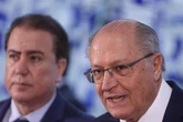 Em meio ao tarifaço, Alckmin pede análise de 18 projetos a Motta