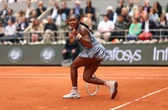 Gauff supera número 1 do mundo e é campeã do Roland Garros