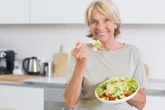 Médica elege o melhor vegetal para comer todo dia e ter uma vida longa