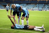 Grêmio vence, mas fica em segundo e vai aos playoffs da Sul-Americana