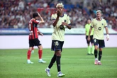 Lamine Yamal se “coroa” como melhor do mundo em comemoração; veja foto