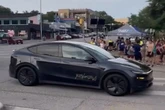 Vídeo: robotaxi circula pelas ruas do Texas sem ninguém na direção