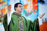 Padre Robson se manifesta sobre o maior sino do mundo: “Tudo inveja”