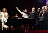 Francis Hime celebra 60 anos de carreira com grandes nomes da MPB