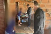 Mulher seda companheiro e mutila pênis dele com soda cáustica em Goiás