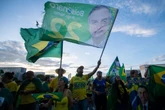 Os pascácios se divertem (por André Gustavo Stumpf)