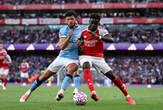 Martinelli sai do banco e garante empate para o Arsenal contra o City