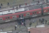 CPTM: passageiros caminham nos trilhos da Linha 12 após falha em trem
