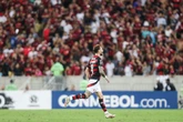 Flamengo vence Táchira e se classifica em segundo na Libertadores