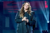 Ana Carolina paralisa show e dá bronca em produção após falha
