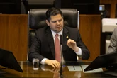 O novo plano do Congresso para aumentar a sua conta de luz