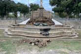 Jacarés de bronze são alvo de ladrões em monumento tombado no Rio