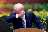 Lula vai às lágrimas ao lembrar da fome: "Vai corroendo por dentro". Vídeo