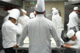 Organização oferece curso de capacitação em gastronomia para LGBTQIAP+