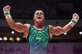 Mundial de Ginástica: Caio Souza e Diogo Soares se aproximam da final