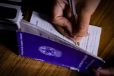 DF tem 1.080 vagas de emprego abertas com salário de até R$ 5,5 mil