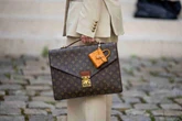 Crise no luxo: LVMH tem queda no lucro do primeiro semestre de 2025