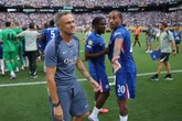 Vídeo: Luis Enrique perde a cabeça após derrota e agride João Pedro