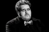 Felipe Hintze celebra papel de Jô no teatro: “Responsabilidade imensa”