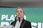 Gleisi cobra apoio a quem ficar no governo: “Inclusive os que indicam”