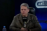 Tarcísio anuncia auxílio moradia para vítimas de incêndio em Santos