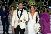 Mairrana Maia e Pedro Corino trocam alianças em megafesta na capital