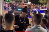 No palco, prefeito cancela show de DJ após quase 2h de atraso. Vídeo