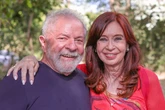 Lula liga para Cristina Kirchner e presta apoio após condenação