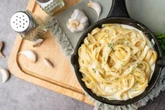 Molho alfredo: veja como fazer receita clássica com só 4 ingredientes