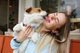 Entenda diferença entre pets para suporte emocional, terapia e serviço