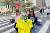 Ato na Paulista: ambulantes trocam camisa do Brasil por boné de Marçal