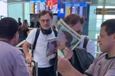 Ator da Globo esconde rosto após fã tentar tirar foto e surpreende
