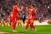 Campeonato Alemão: Bayern goleia Hamburgo e se isola na liderança