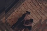 Jovem acusa prima de roubo e corta o cabelo dela : “Cadê minha roupa?”